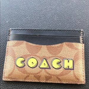 Men’s Coach card wallet.